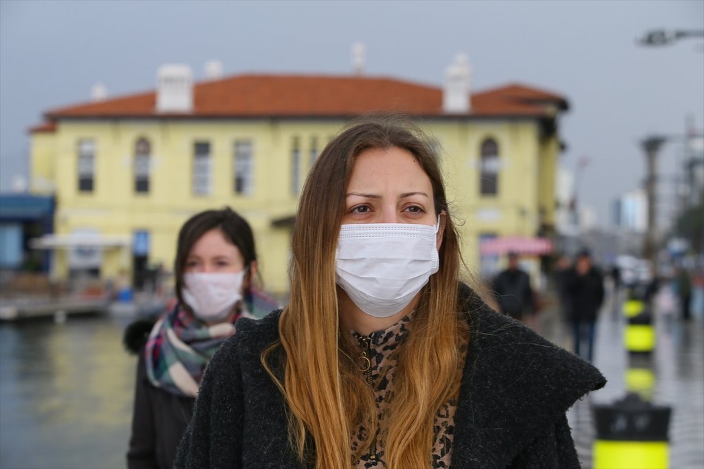 Koronavirüs Salgını Fırsatçılığa dönüştü:Maske fiyatı yüzde 150 arttı