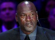 Michael Jordan Kobe Bryant ve kızı için düzenlenen törende ağladı.
